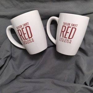 Taylor Swift RED TV x Capital One Mugs